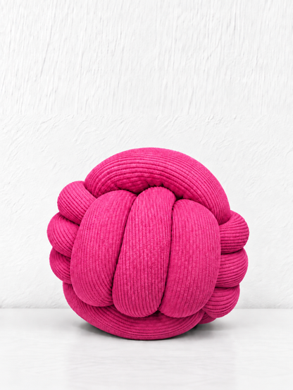 Coussin boule tressé